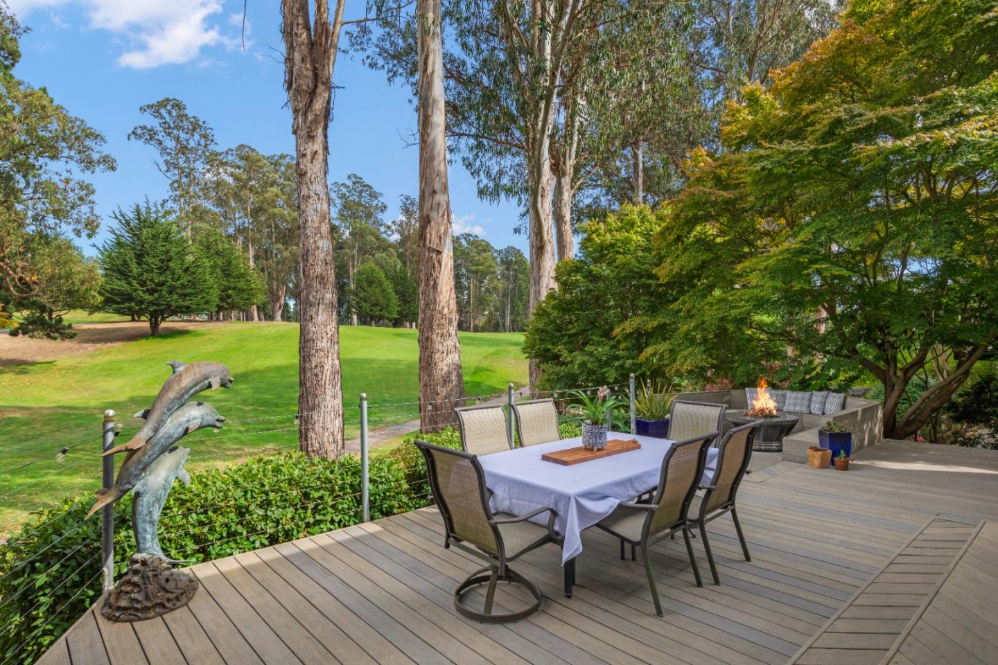 352 Los Altos DR
