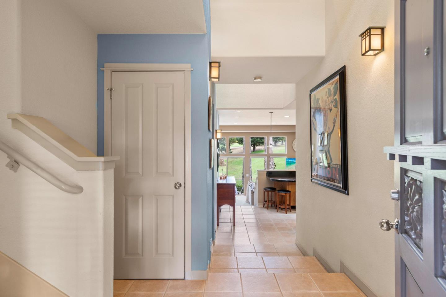 352 Los Altos DR