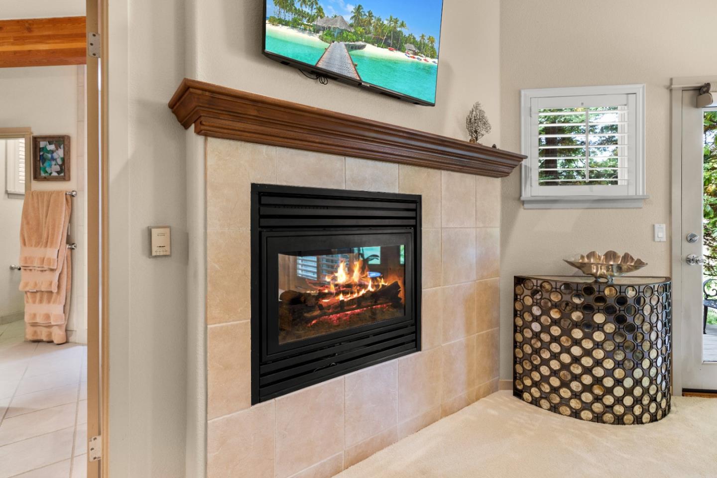 352 Los Altos DR