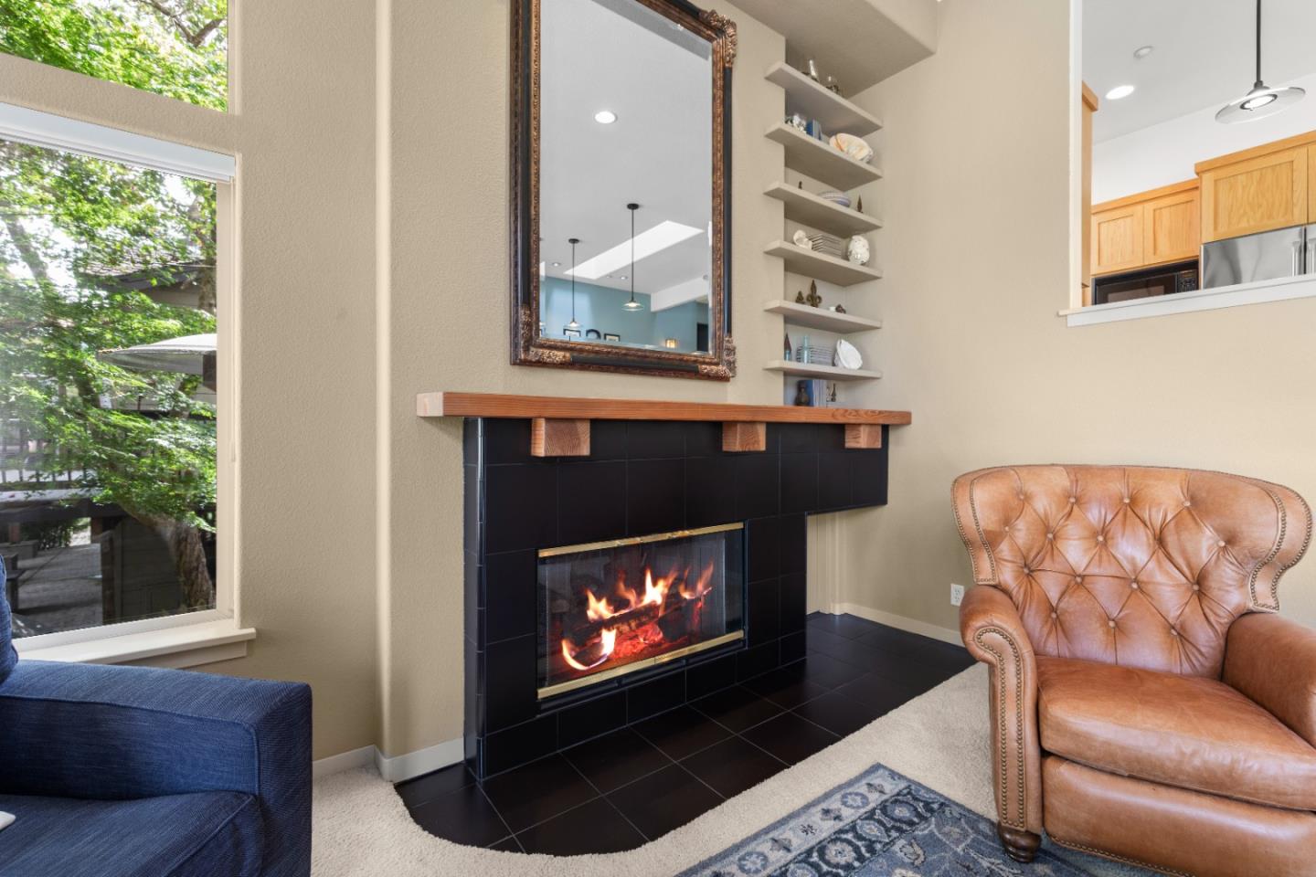 352 Los Altos DR