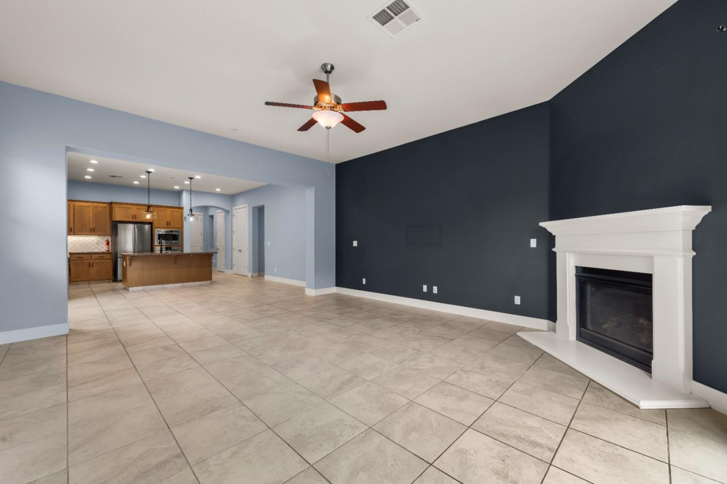 1635 Sunflower DR