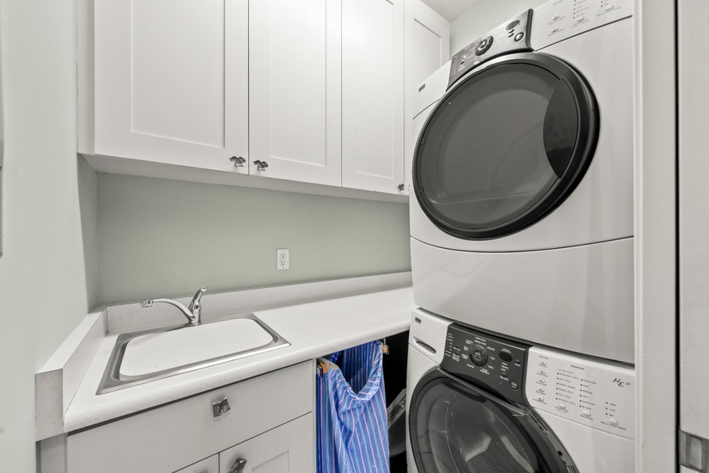 2429 De Soto DR