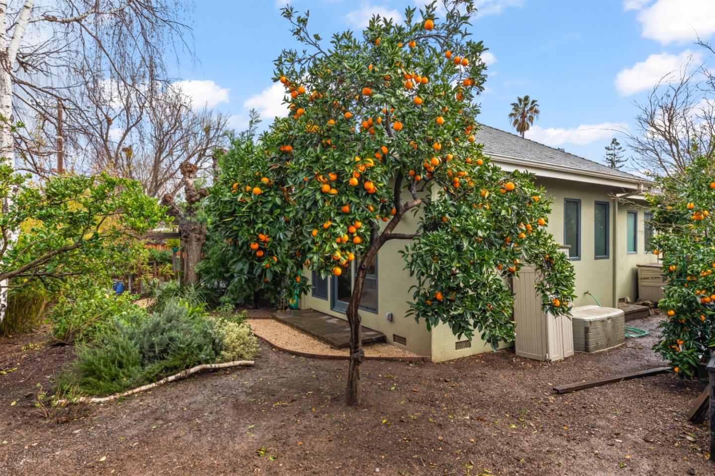 2429 De Soto DR