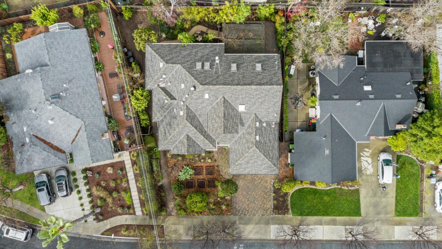 2429 De Soto DR