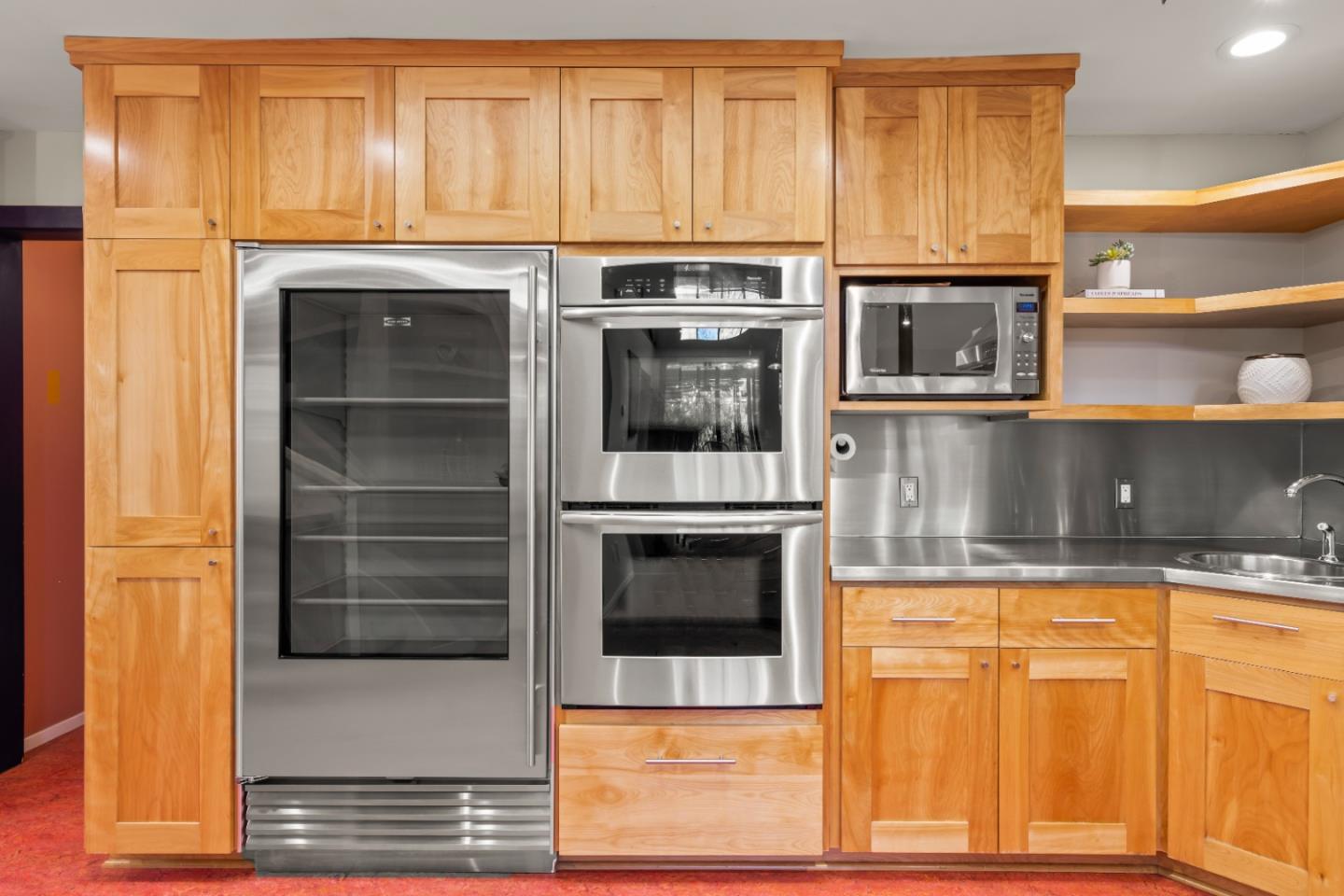 2429 De Soto DR