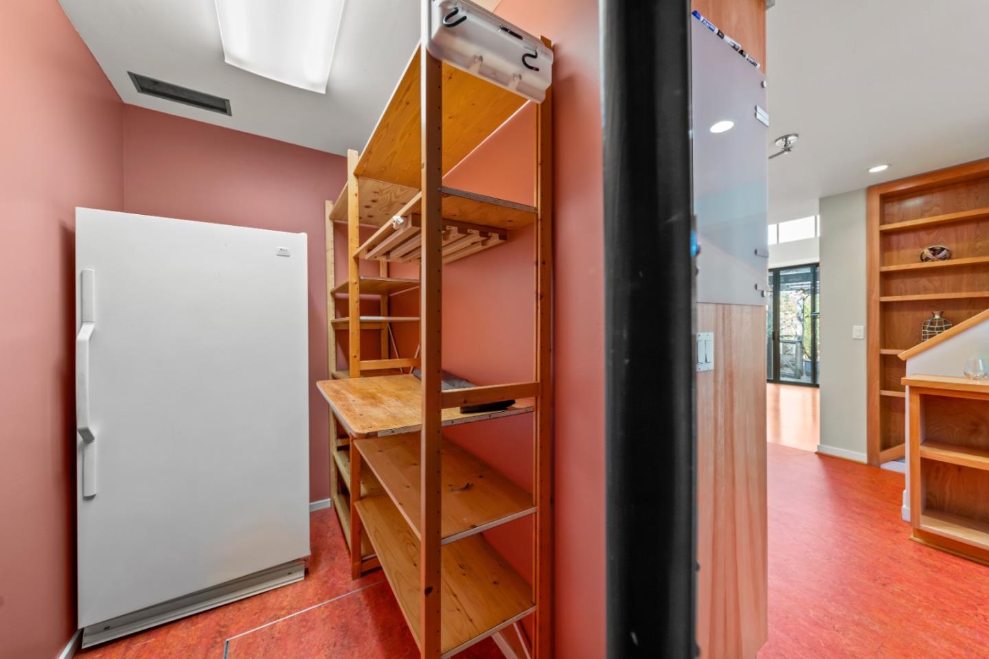 2429 De Soto DR