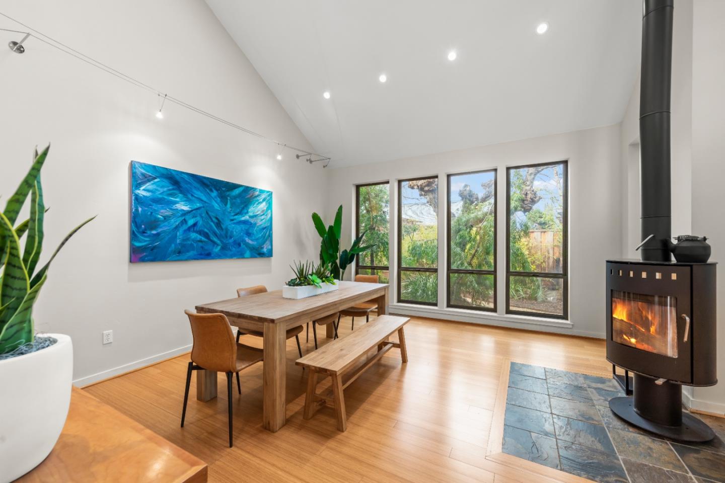 2429 De Soto DR