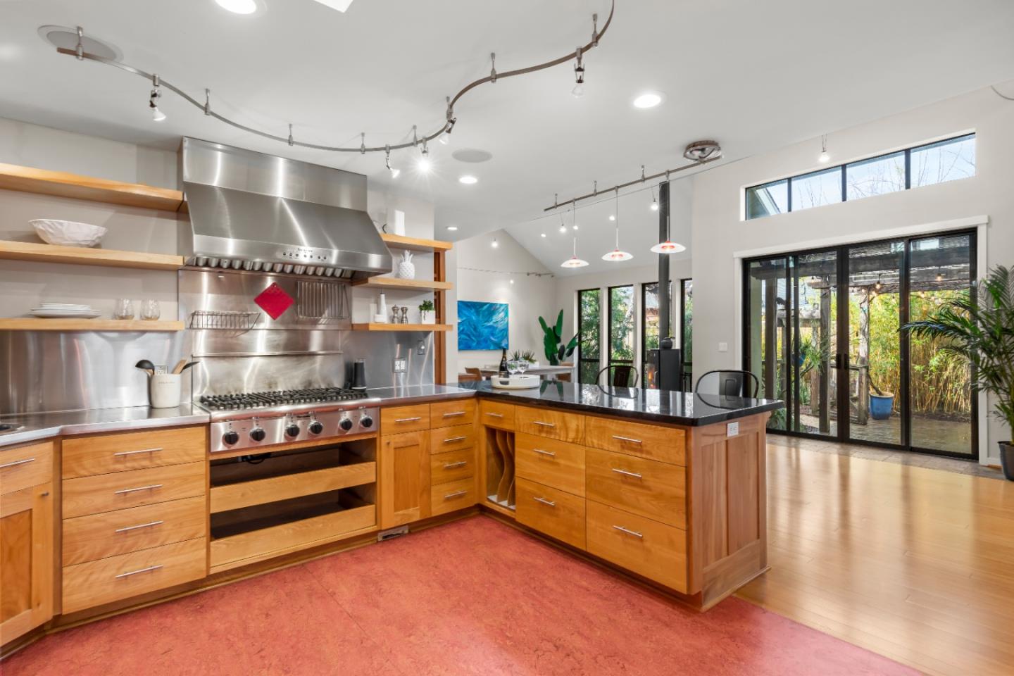 2429 De Soto DR