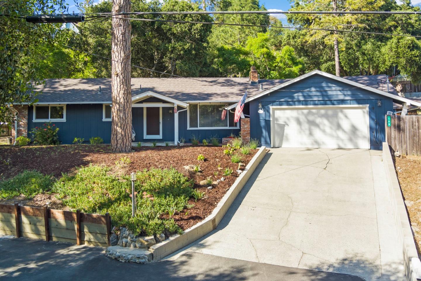 160 Woodston WAY
