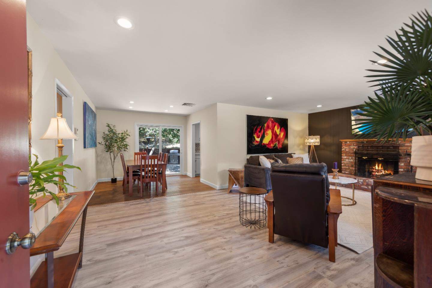 160 Woodston WAY
