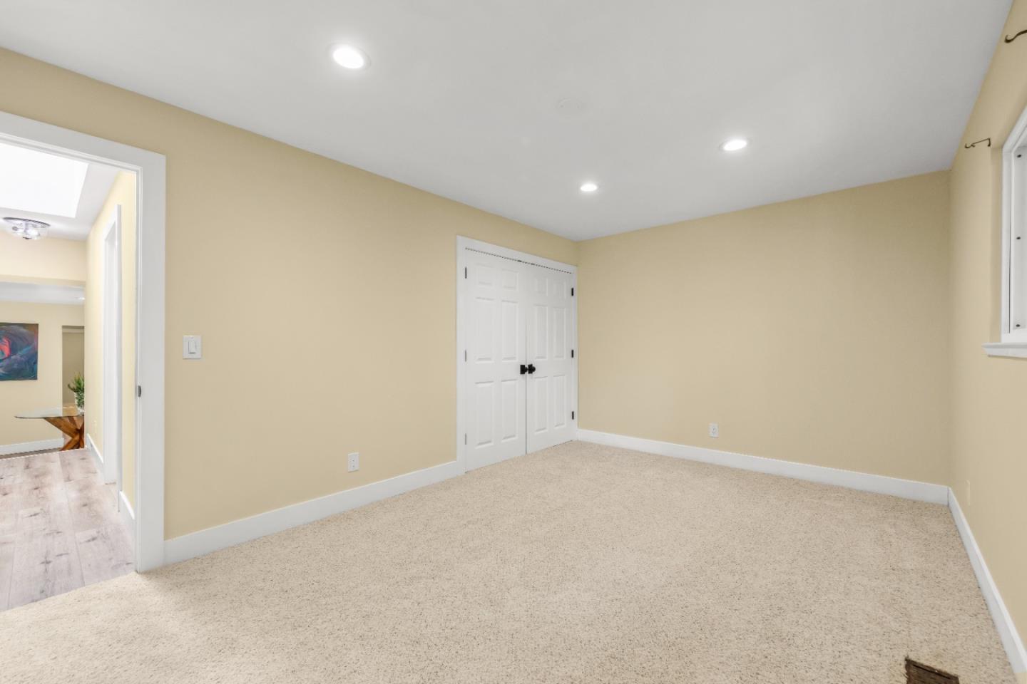 230 Melin AVE
