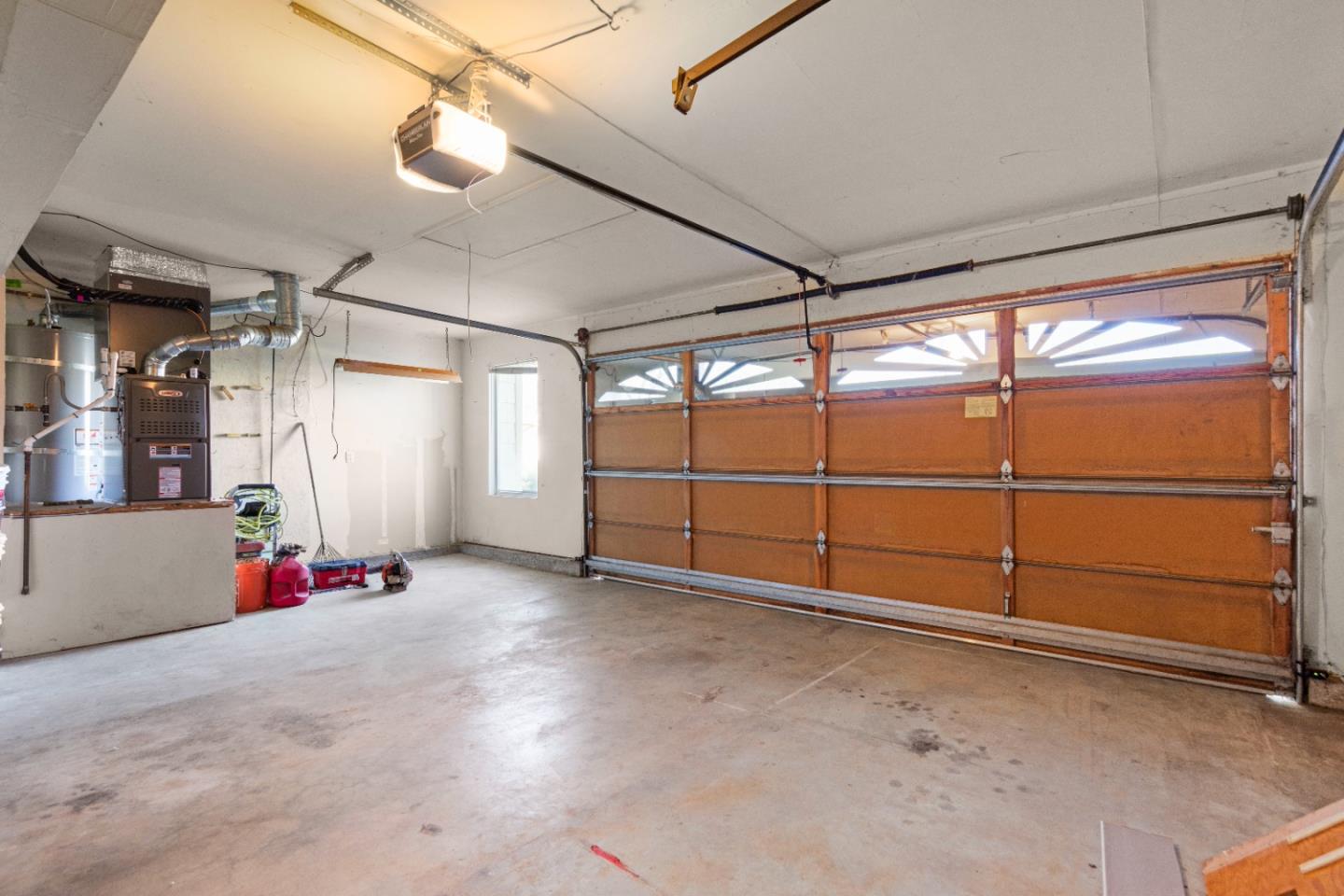 2354 Meadowlark DR