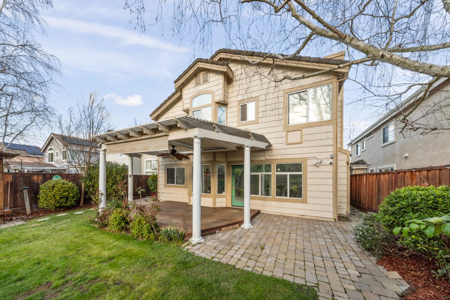 2354 Meadowlark DR