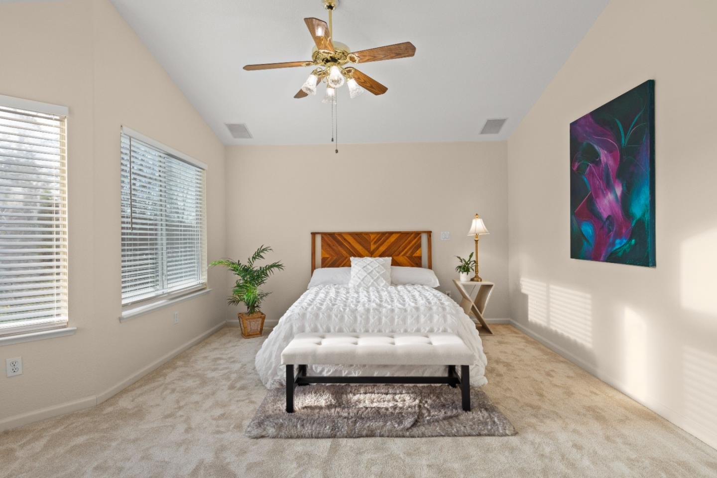 2354 Meadowlark DR