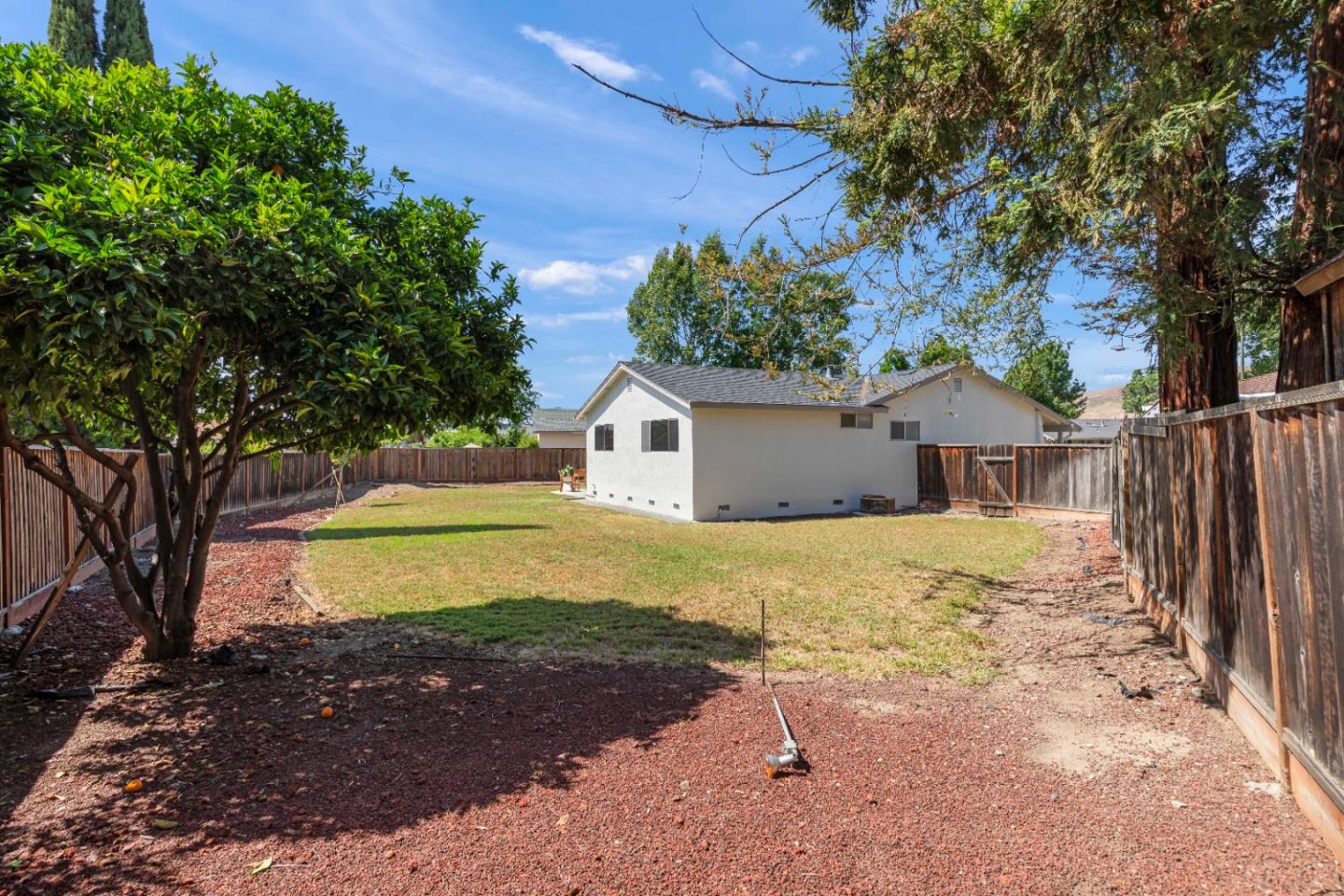 1527 Turriff Way