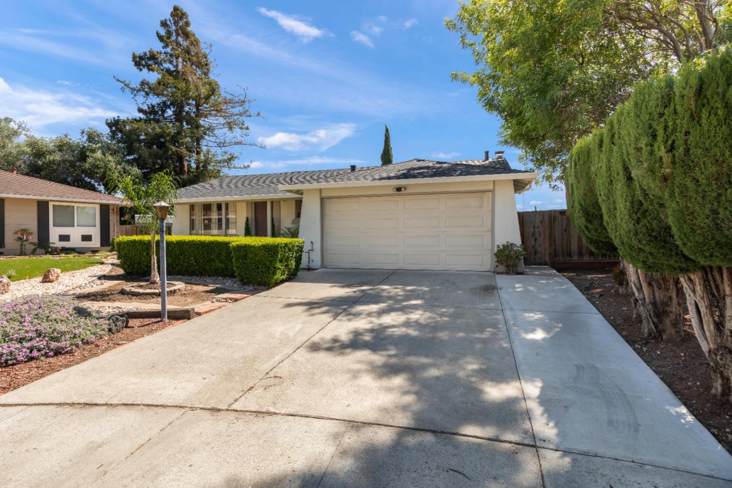 1527 Turriff Way