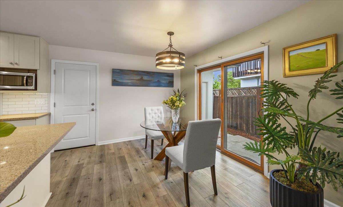 619 Middlefield Drive