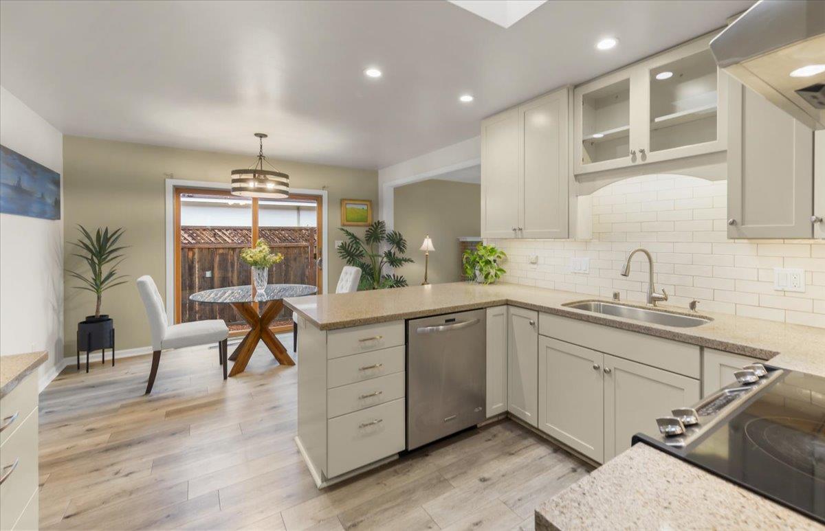 619 Middlefield Drive