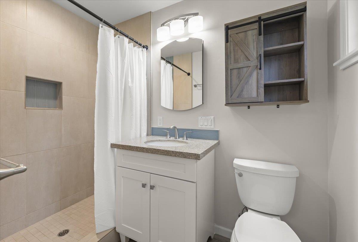 619 Middlefield Drive