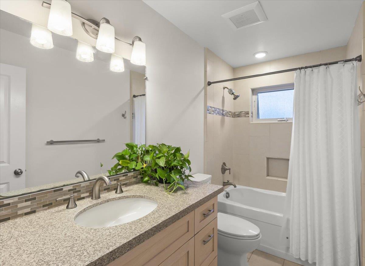 619 Middlefield Drive