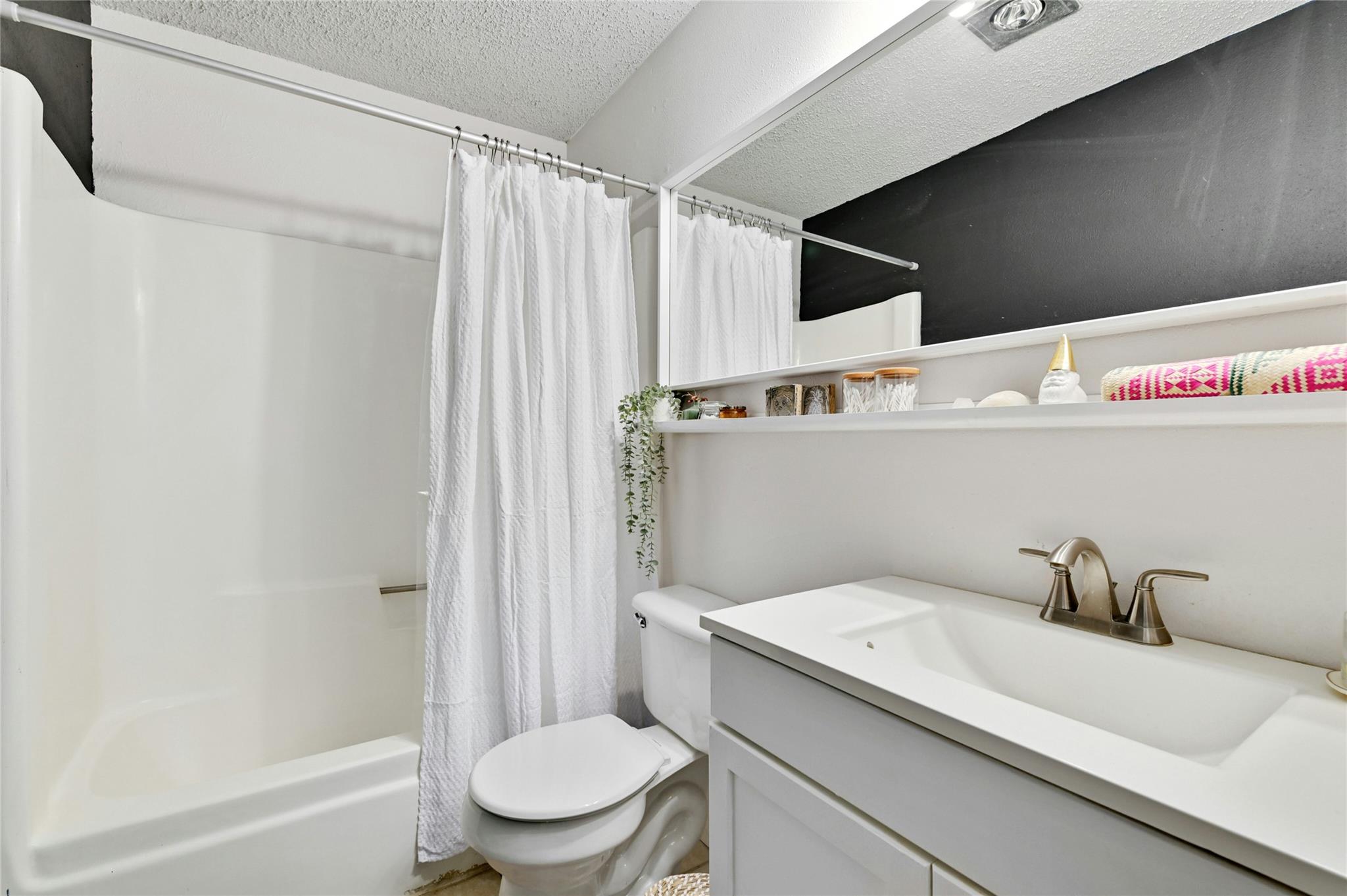 11010 Prairie Dove CIR