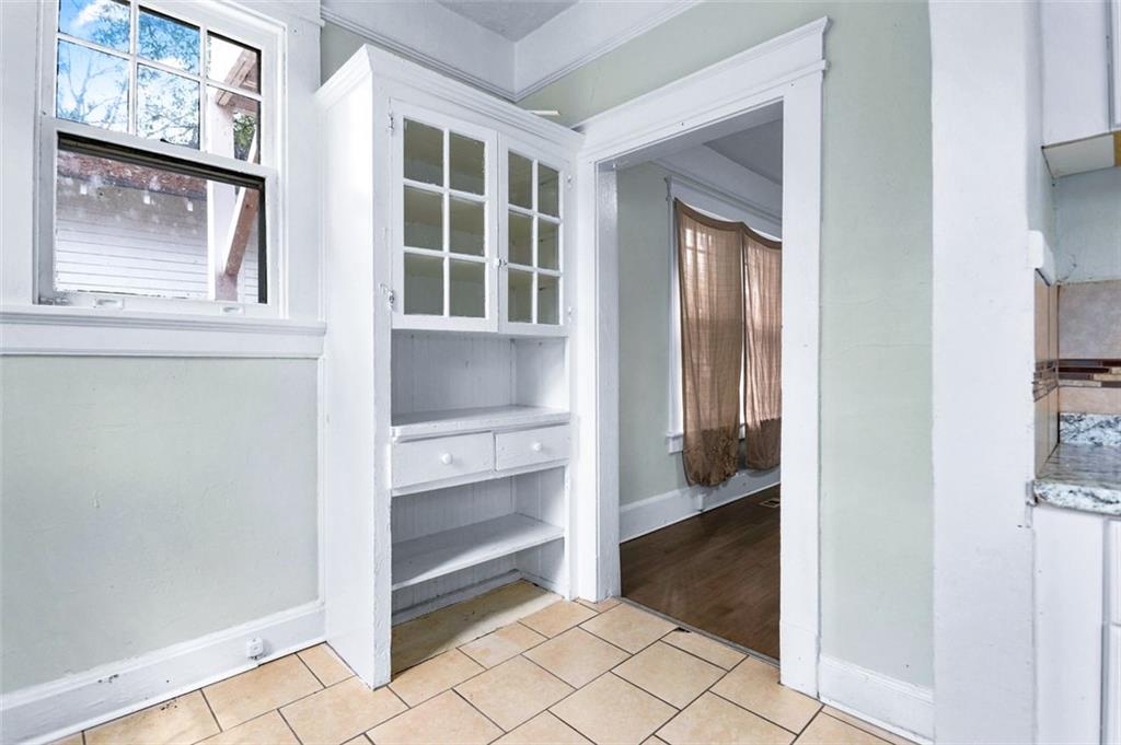 2300 BELL Street