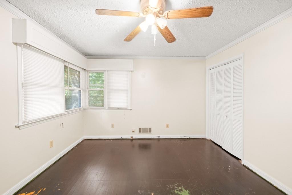 1883 Pine Tree Trail