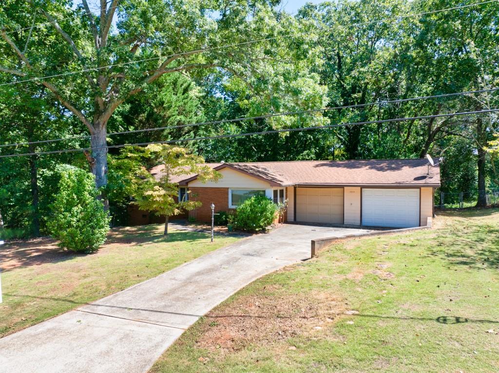 1883 Pine Tree Trail