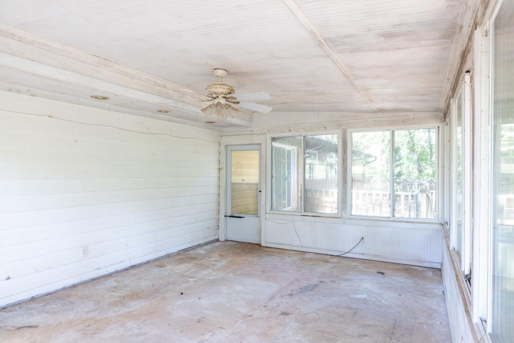 1883 Pine Tree Trail