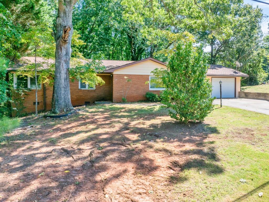 1883 Pine Tree Trail