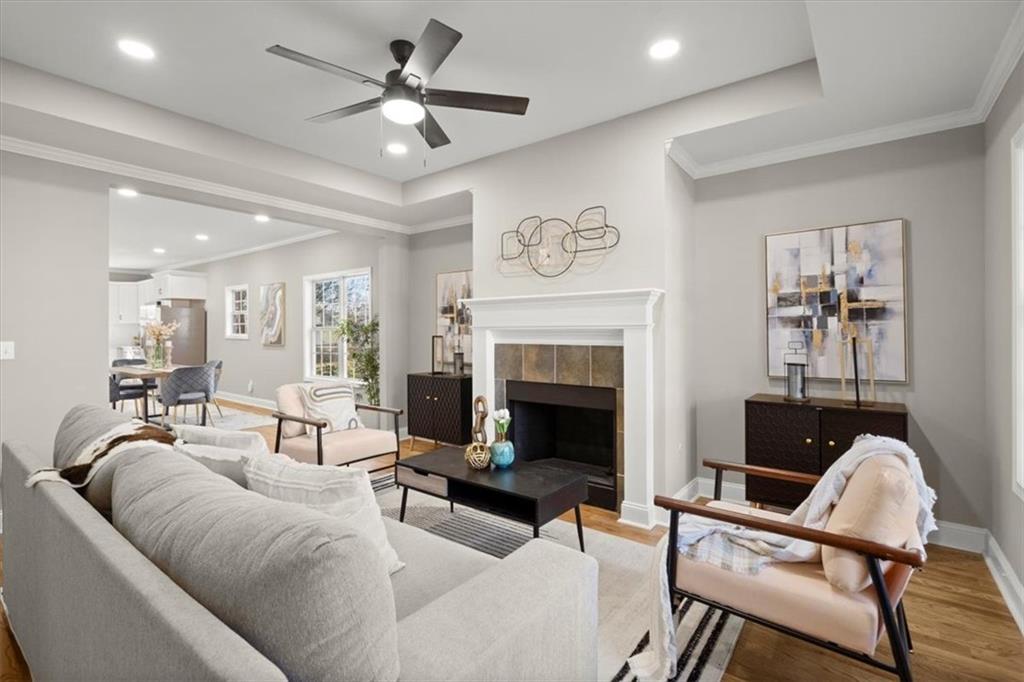 576 Rockwell Street SW