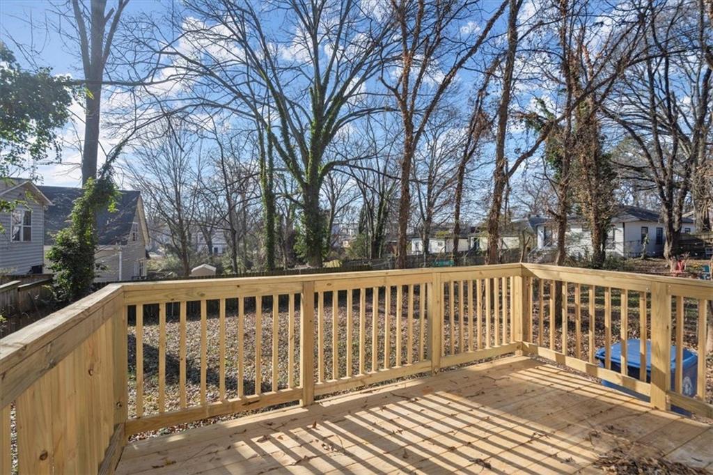 576 Rockwell Street SW