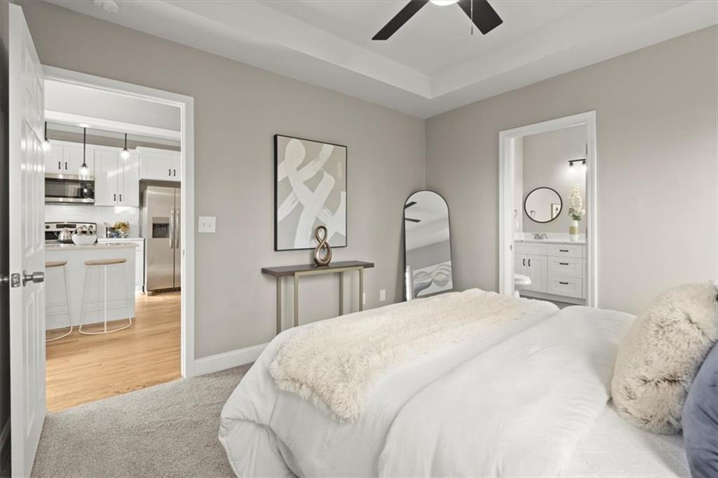 576 Rockwell Street SW