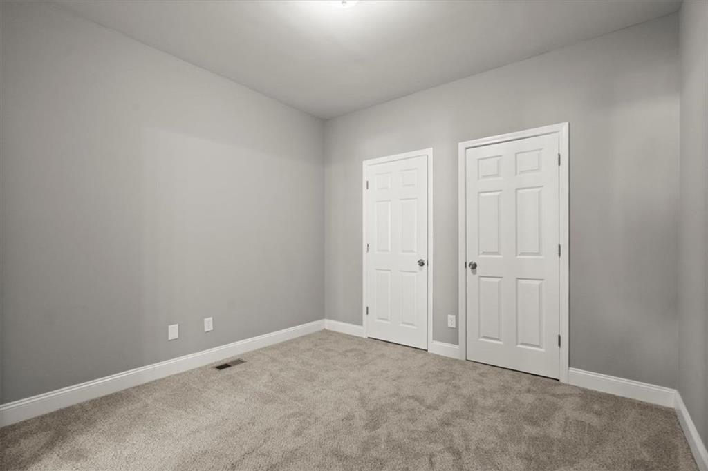 576 Rockwell Street SW