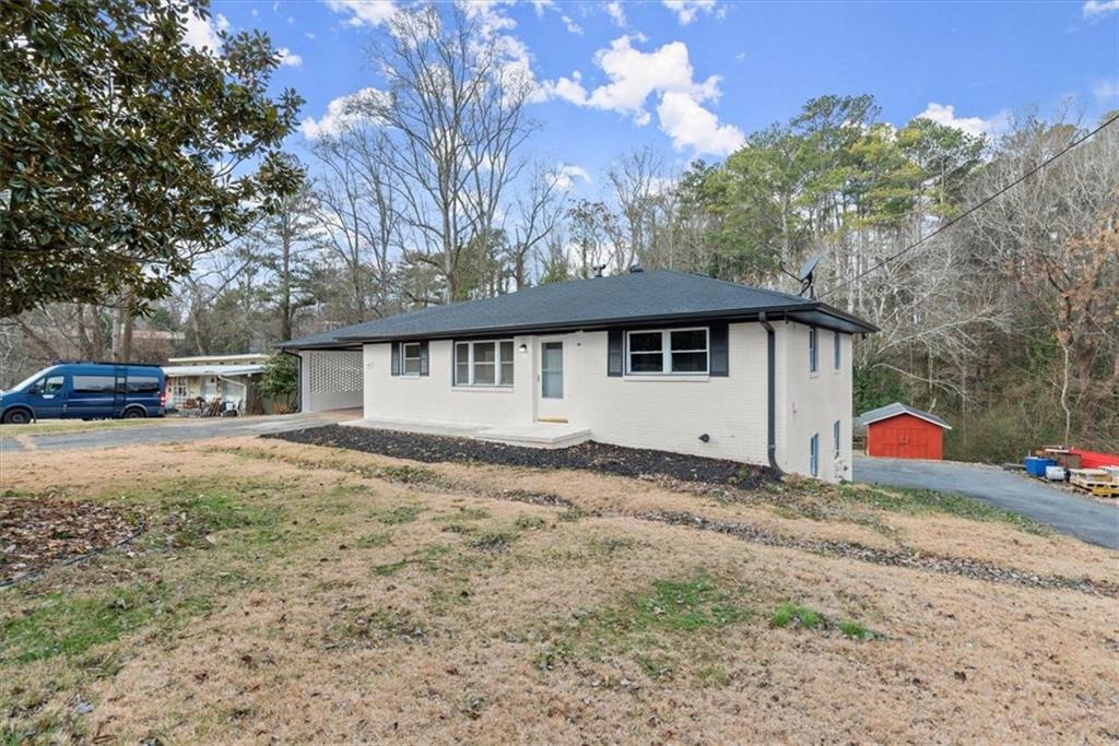 1955 E LAKE Drive