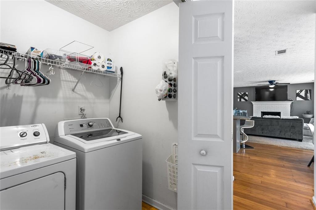 2077 ALCOVY TRACE Way