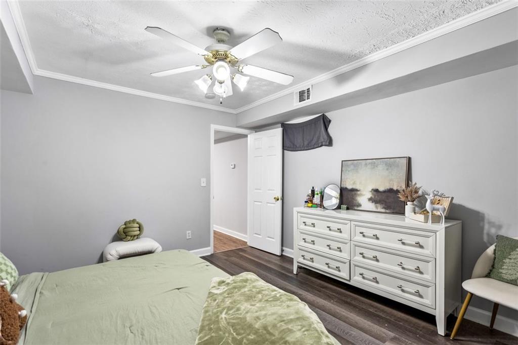 2077 ALCOVY TRACE Way