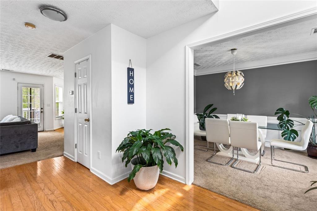 2077 ALCOVY TRACE Way