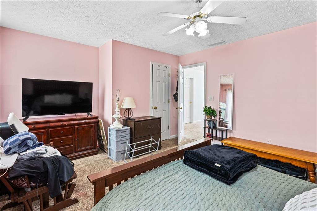 2077 ALCOVY TRACE Way