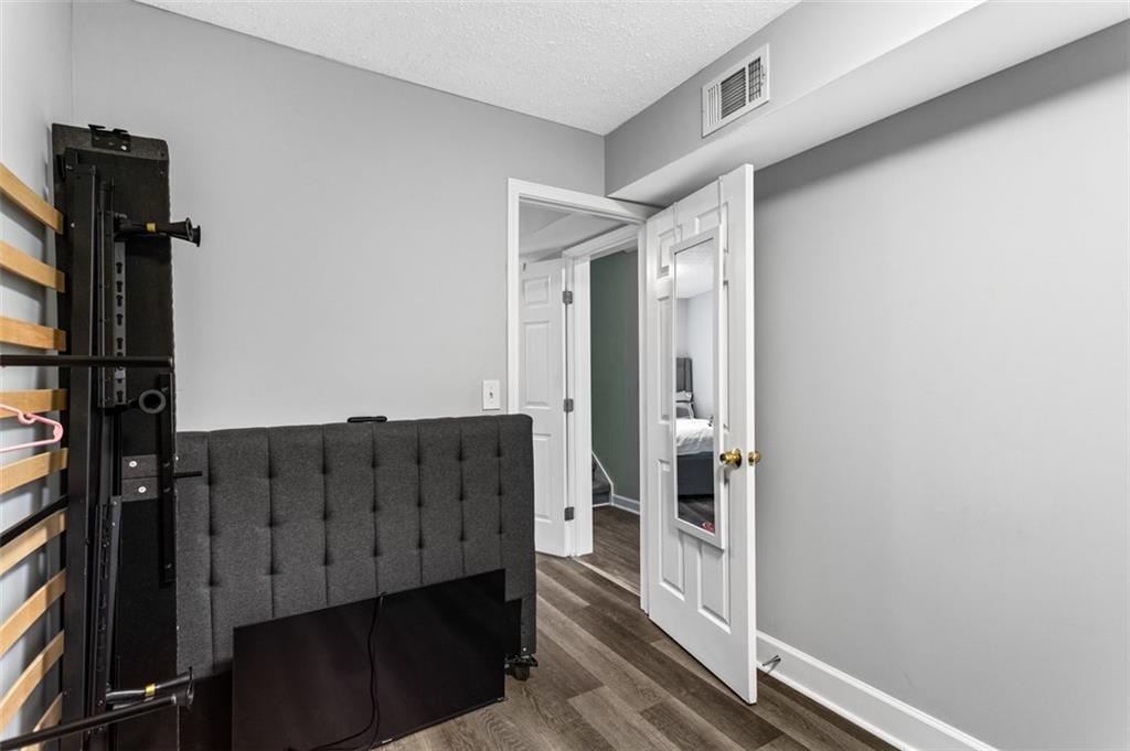 2077 ALCOVY TRACE Way