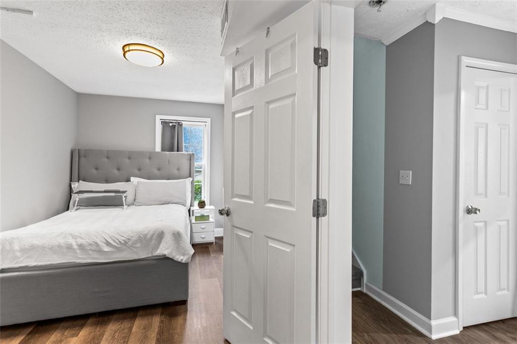 2077 ALCOVY TRACE Way