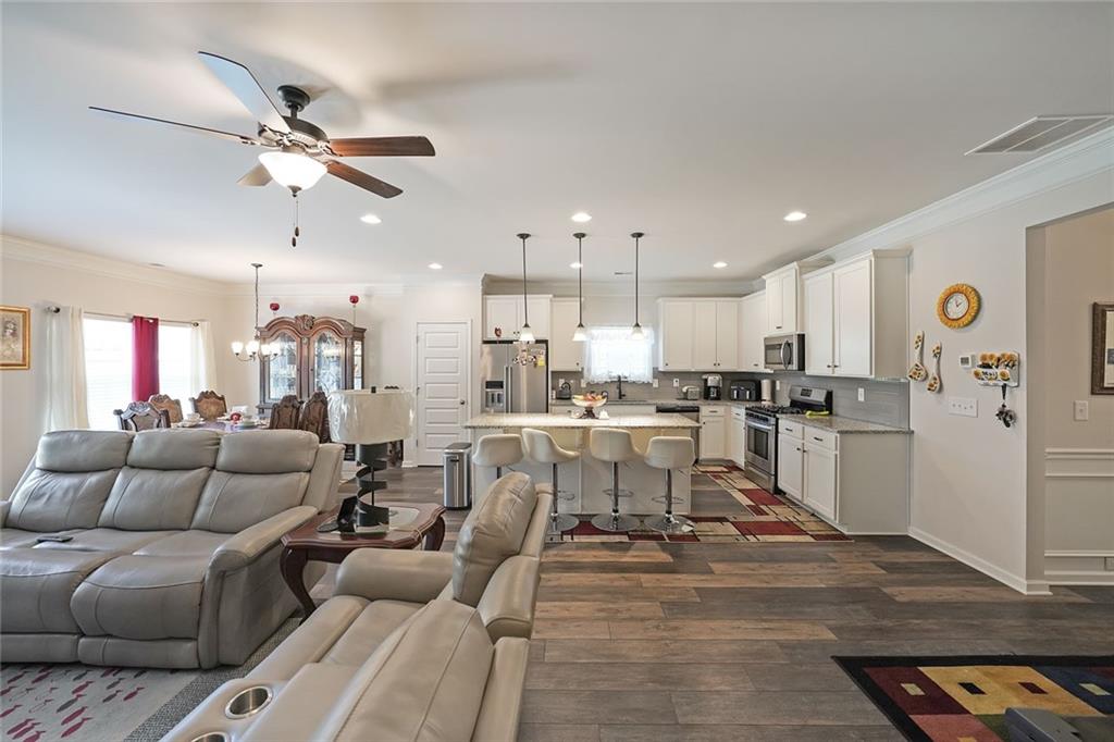 2209 Cedar Place Court