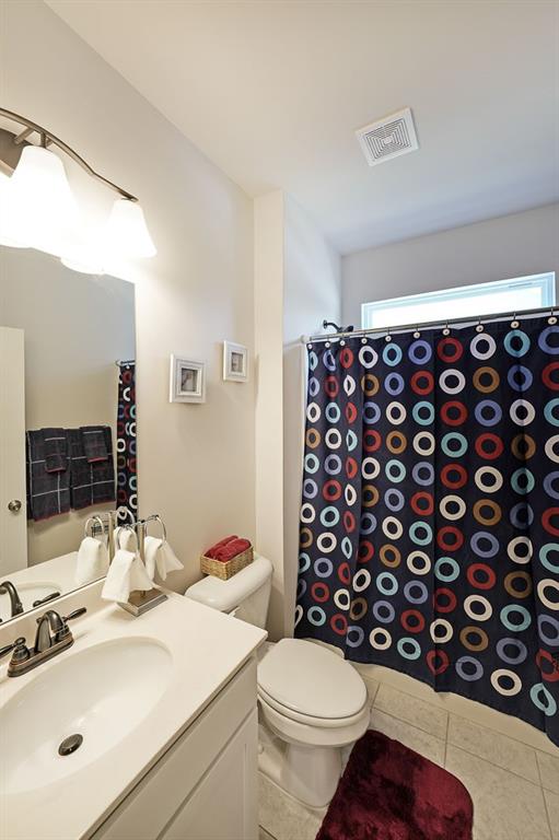 2209 Cedar Place Court