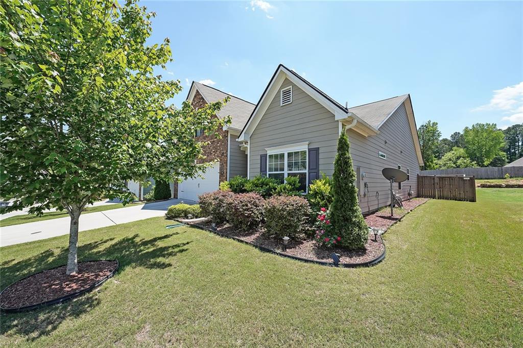 2209 Cedar Place Court