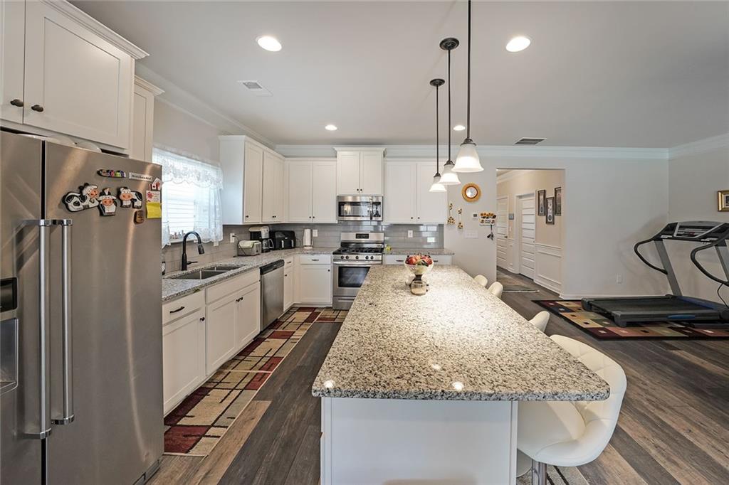 2209 Cedar Place Court