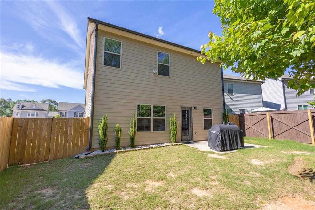 104 AUBURN CROSSING Way