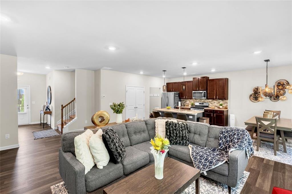 104 AUBURN CROSSING Way