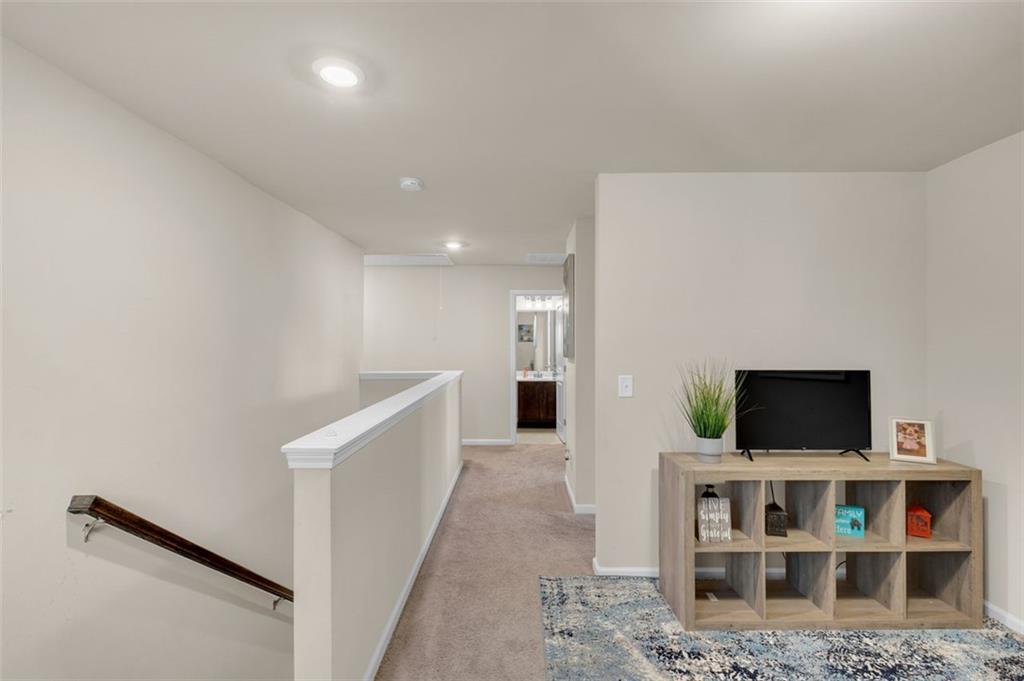 104 AUBURN CROSSING Way