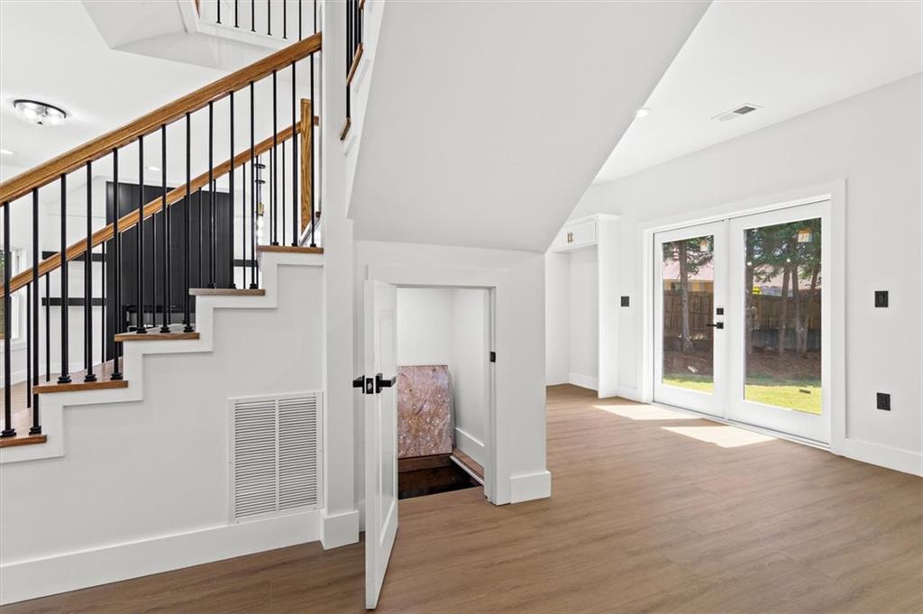 525 MEDLOCK Road