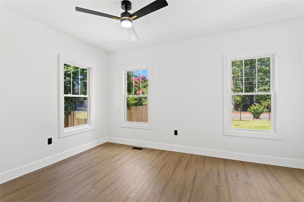 525 MEDLOCK Road